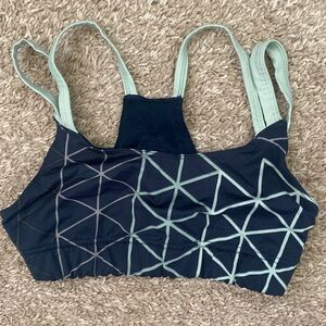 Oiselle Verrazano Strappy Bra